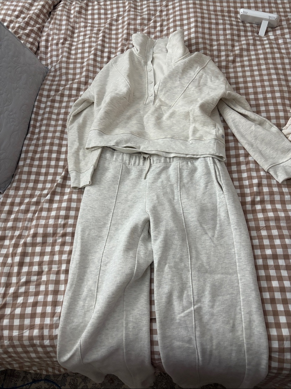 Women’s Cozy Half-Snap Pullover & Jogger set Light Gray